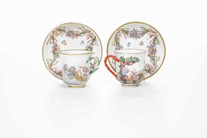Due tazze e due piattini<BR>Doccia, Manifattura Ginori, verso la fine del XVIII secolo  - Asta Porcellane venete ed europee di un'importante Famiglia veneziana - Associazione Nazionale - Case d'Asta italiane