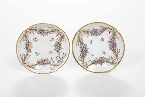 Due tazze e due piattini<BR>Doccia, Manifattura Ginori, verso la fine del XVIII secolo  - Asta Porcellane venete ed europee di un'importante Famiglia veneziana - Associazione Nazionale - Case d'Asta italiane