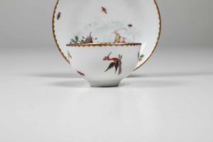Tazza con piattino<BR>Venezia, Manifattura Cozzi 1770-1775<BR>  - Asta Porcellane venete ed europee di un'importante Famiglia veneziana - Associazione Nazionale - Case d'Asta italiane