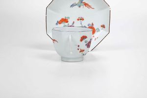 Rara tazza con piattino<BR>Meissen, 1725-1730  - Asta Porcellane venete ed europee di un'importante Famiglia veneziana - Associazione Nazionale - Case d'Asta italiane