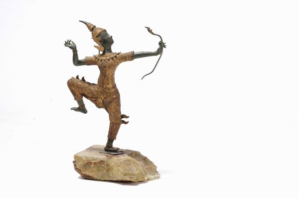 Figura di arciere in bronzo parzialmente dorato, Thailandia, XIX secolo  - Asta Asian Art - Associazione Nazionale - Case d'Asta italiane