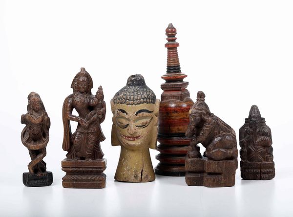 Lotto di sei sculture in legno, India, XIX secolo  - Asta Asian Art - Associazione Nazionale - Case d'Asta italiane