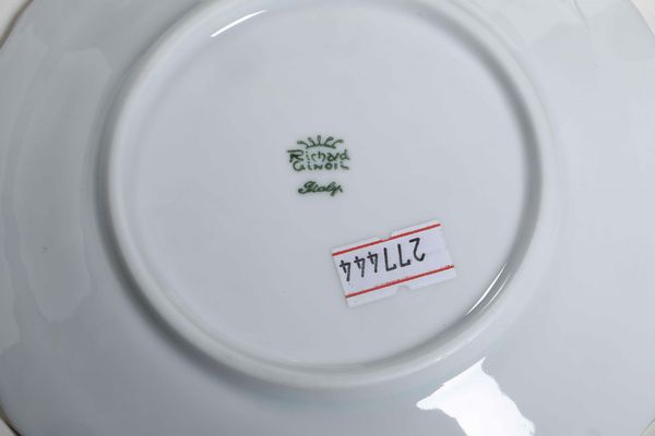 Servizio da tavola<BR>Doccia, Manifattura Richard Ginori, XX secolo  - Asta Arredo per la tavola - Associazione Nazionale - Case d'Asta italiane