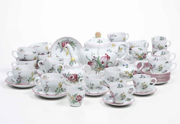 Servizio da t� e caff� Marlborough Sprays<BR>Inghilterra, Manifattura Spode, XX secolo  - Asta Arredo per la tavola - Associazione Nazionale - Case d'Asta italiane