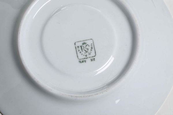 Servizio da tavola<BR>Doccia, Manifattura Richard Ginori, XX secolo  - Asta Arredo per la tavola - Associazione Nazionale - Case d'Asta italiane