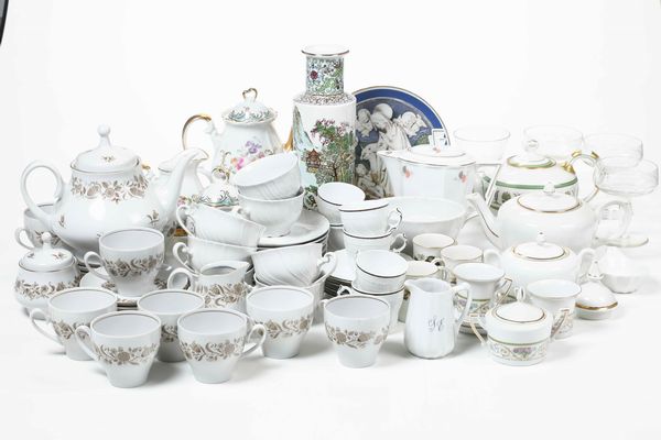 Lotto misto di porcellane  - Asta Arredo per la tavola - Associazione Nazionale - Case d'Asta italiane