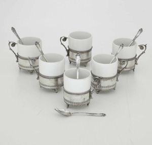 Sei tazze da caff� con cucchiaini in argento<BR>Doccia, Manifattura Ginori, XX secolo  - Asta Arredo per la tavola - Associazione Nazionale - Case d'Asta italiane