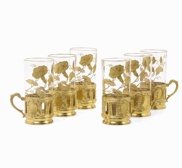 Gruppo di sei bicchieri Baccarat con decorazioni floreali dorate  - Asta Dimore italiane - Associazione Nazionale - Case d'Asta italiane