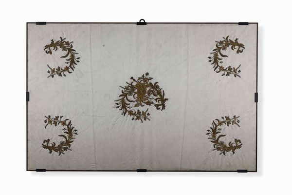 Lotto di tre tessuti in cornice  - Asta Dimore italiane - Associazione Nazionale - Case d'Asta italiane