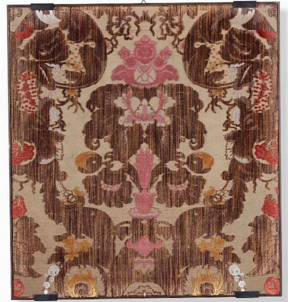 Lotto di Cinque tessuti in cornice  - Asta Dimore italiane - Associazione Nazionale - Case d'Asta italiane