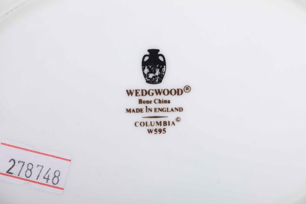 Servizio da tavola Columbia<BR>Inghilterra, Manifattura Wedgwood, XX secolo  - Asta Dimore italiane - Associazione Nazionale - Case d'Asta italiane