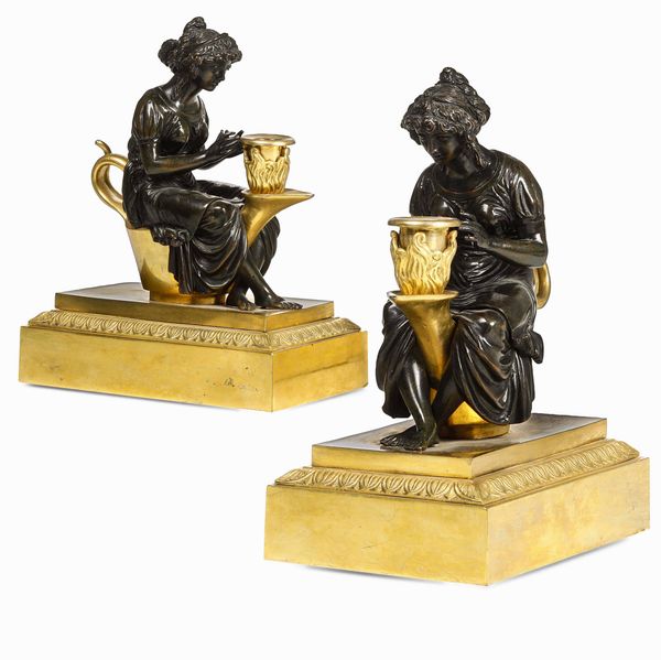 Coppia di candelieri. Bronzo fuso, dorato e patinato. Francia XIX secolo  - Asta Dimore italiane - Associazione Nazionale - Case d'Asta italiane