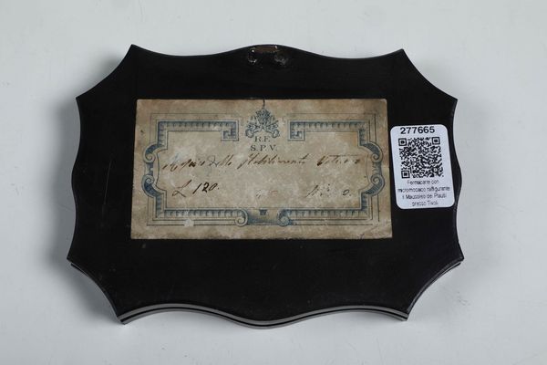 Presse-papier con micromosaico raffigurante il Mausoleo dei Plautii presso Tivoli. Roma XIX-XX secolo reverenda fabbrica di San Pietro Vaticano  - Asta Dimore italiane - Associazione Nazionale - Case d'Asta italiane