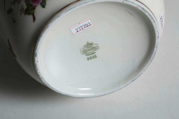 Potiche<BR>Germania, Manifattura bavarese, seconda met del XX secolo  - Asta Dimore italiane - Associazione Nazionale - Case d'Asta italiane