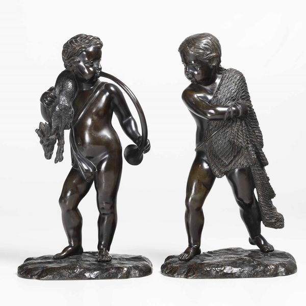 Allegorie della pesca e della caccia. Bronzo fuso e patinato. Fonditore del XIX-XX secolo  - Asta Dimore italiane - Associazione Nazionale - Case d'Asta italiane