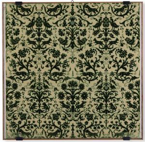 Lotto di cinque tessuti in cornice  - Asta Dimore italiane - Associazione Nazionale - Case d'Asta italiane