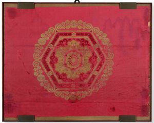 Lotto di cinque tessuti in cornice  - Asta Dimore italiane - Associazione Nazionale - Case d'Asta italiane