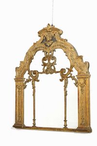 Caminiera in legno intagliato e dorato. Lombardia XVIII secolo  - Asta Dimore italiane - Associazione Nazionale - Case d'Asta italiane