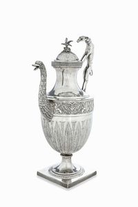 Grande caffettiera. Argento fuso, sbalzato e cesellato. Arte neoclassica romana, prima met del XIX secolo. Maestro argentiere Angelo Giannetti (1824-1865). Marchio camerale in uso dal 1815 al 1872  - Asta Dimore italiane - Associazione Nazionale - Case d'Asta italiane