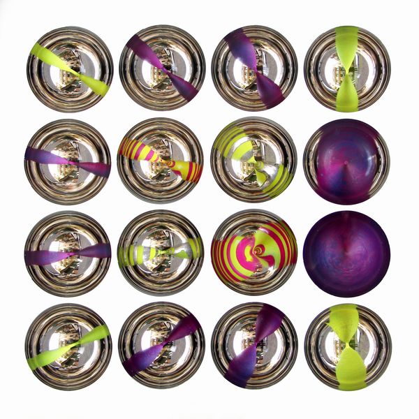 FRANCO COSTALONGA : Oggetto cromocinetico OCGVioRCB16/13 16 sfere (bianco)  - Asta Arte Moderna e Contemporanea - Associazione Nazionale - Case d'Asta italiane