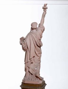 Frdric Auguste Bartholdi (1834-1904) Statua della Libert  - Asta Scultura del XIX e XX secolo - Associazione Nazionale - Case d'Asta italiane