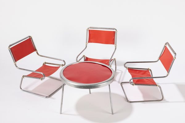 Set di tavolo con 3 sedie  - Asta Giocattoli d'Epoca - Associazione Nazionale - Case d'Asta italiane