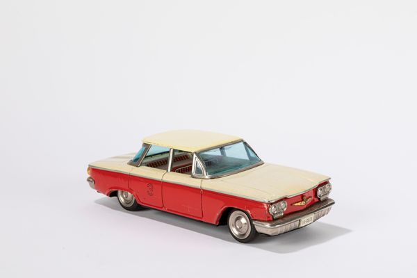 Auto modello Corvair  - Asta Giocattoli d'Epoca - Associazione Nazionale - Case d'Asta italiane