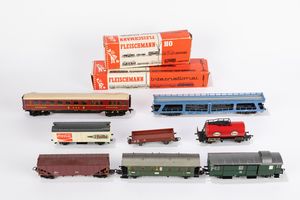 Marklin - 8 vagoni di marche varie