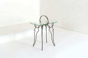 PRODUZIONE ITALIANA - Tavolino con struttura in metallo verniciato, piano in vetro molato.Anni '50cm 71x54,5x32