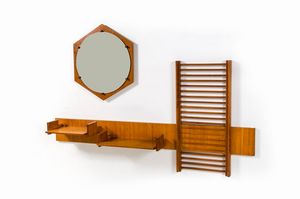 FIORI LEONARDO - Console in legno di teak con specchierina esagonale.Anni '60Prod. I.S.Aconsole cm 144x83x29specchio cm 56x60