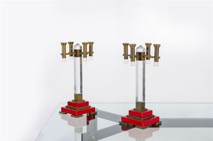 REGA ROMEO - Coppia di candelabri in ottone, metallo verniciato e plexiglass.Anni '50cm 48x27