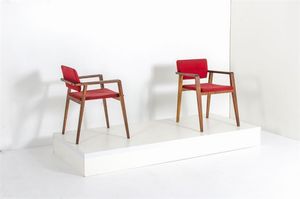 ALBINI FRANCO, attribuito - Coppia di sedie con struttura in legno, sedili e schienali imbottiti rivestiti in tessuto.Anni '50cm 69x50x52
