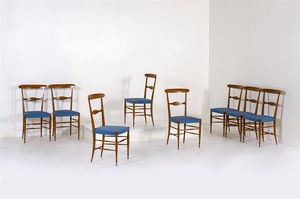 CHIAVARI - Otto sedie in legno di ciliegio tornito, sedile imbottito rivestito in tessuto.Prod. Chiavari, Liguria anni '50cm  [..]