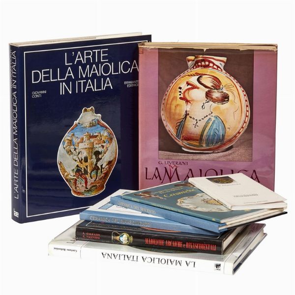 MAIOLICA. ITALIA. Lotto di 8 volumi.  - Asta ASTA A TEMPO | MONTELUPO: MAIOLICHE RINASCIMENTALI - Associazione Nazionale - Case d'Asta italiane