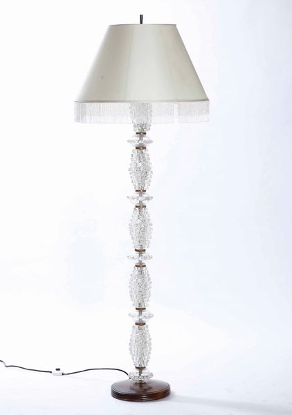 Lampada da terra in vetro incolore. Italia XX secolo  - Asta Antiquariato Aprile - Associazione Nazionale - Case d'Asta italiane