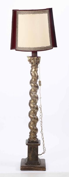 Colonna a torchon in legno intagliato dorato, XIX secolo  - Asta Antiquariato Aprile - Associazione Nazionale - Case d'Asta italiane
