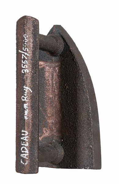 Man Ray : Cadeau  - Asta Arte moderna e contemporanea - Associazione Nazionale - Case d'Asta italiane