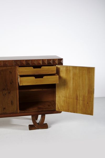 BUFFA PAOLO (1903 - 1970) : attribuito. Credenza  - Asta DESIGN E ARTI DECORATIVE DEL NOVECENTO Tradizionale - Associazione Nazionale - Case d'Asta italiane