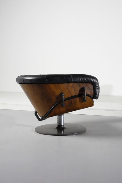 GRIERSON MARTIN : Coppia di poltrone per Arflex  - Asta DESIGN E ARTI DECORATIVE DEL NOVECENTO Tradizionale - Associazione Nazionale - Case d'Asta italiane