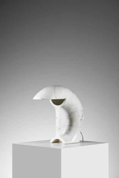 SCARPA TOBIA (n. 1935) : Lampada da tavolo Biagio per Flos  - Asta DESIGN E ARTI DECORATIVE DEL NOVECENTO Tradizionale - Associazione Nazionale - Case d'Asta italiane