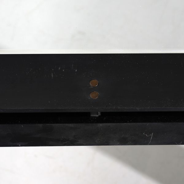 SCARPA AFRA (1937 -2011) & TOBIA (n. 1935) : Tavolo Bisante L2 per Goppion  - Asta DESIGN E ARTI DECORATIVE DEL NOVECENTO Tradizionale - Associazione Nazionale - Case d'Asta italiane