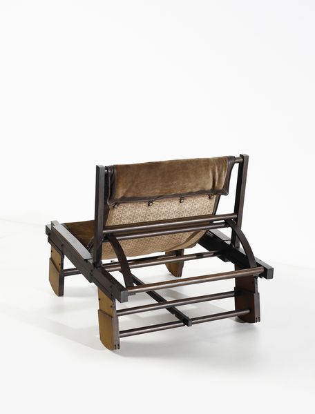 FIORI BEPI : Poltrona  May Jhon 161 con poggiapiedi per Bernini  - Asta DESIGN E ARTI DECORATIVE DEL NOVECENTO Tradizionale - Associazione Nazionale - Case d'Asta italiane