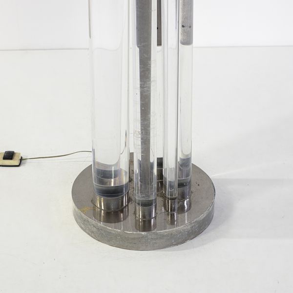 RADICI EDERA : Lampada da terra per Sagim  - Asta DESIGN E ARTI DECORATIVE DEL NOVECENTO Tradizionale - Associazione Nazionale - Case d'Asta italiane