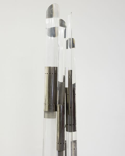 RADICI EDERA : Lampada da terra per Sagim  - Asta DESIGN E ARTI DECORATIVE DEL NOVECENTO Tradizionale - Associazione Nazionale - Case d'Asta italiane