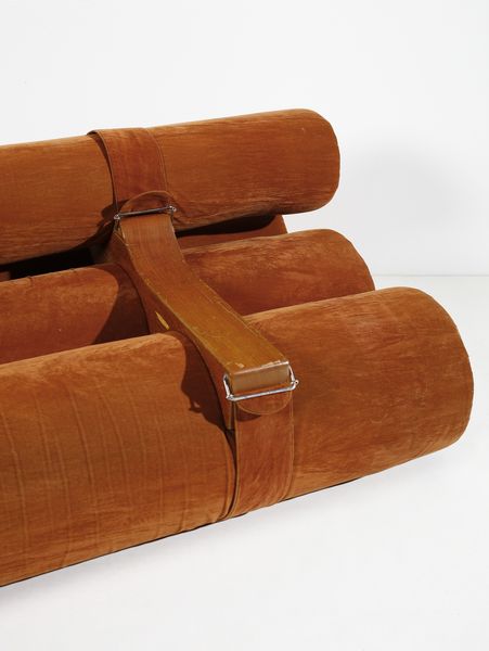 PIAZZESI ADRIANO (1923 - 2009) : Divano Kontiki per 3D  - Asta DESIGN E ARTI DECORATIVE DEL NOVECENTO Tradizionale - Associazione Nazionale - Case d'Asta italiane