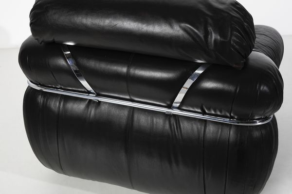 PARISI ICO (1916 - 1996) : Coppia di poltrone Luisa per Comfort  - Asta DESIGN E ARTI DECORATIVE DEL NOVECENTO Tradizionale - Associazione Nazionale - Case d'Asta italiane