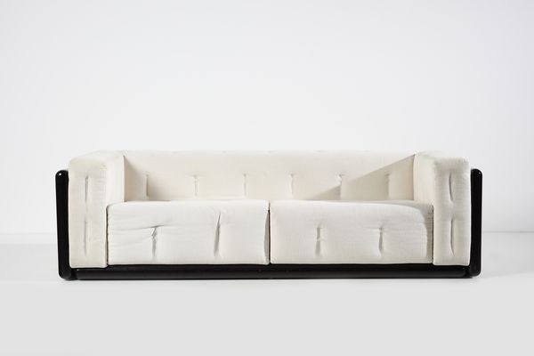 SCARPA CARLO (1906 - 1978) : Divano Cornaro produzione Simon Gavina  - Asta DESIGN E ARTI DECORATIVE DEL NOVECENTO Tradizionale - Associazione Nazionale - Case d'Asta italiane