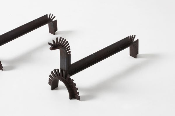 FRATELLI MATTEUCCI FAENZA : Coppia di alari da camino  - Asta DESIGN E ARTI DECORATIVE DEL NOVECENTO Tradizionale - Associazione Nazionale - Case d'Asta italiane