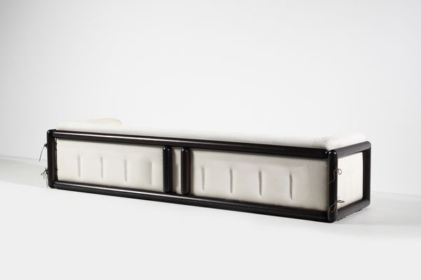 SCARPA CARLO (1906 - 1978) : Divano Cornaro produzione Simon Gavina  - Asta DESIGN E ARTI DECORATIVE DEL NOVECENTO Tradizionale - Associazione Nazionale - Case d'Asta italiane