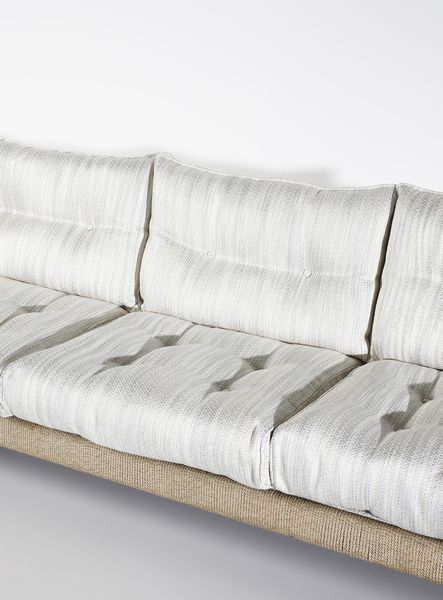 CECCHI MARZIO (1940 - 1990) : Divano Galles per Studio Most  - Asta DESIGN E ARTI DECORATIVE DEL NOVECENTO Tradizionale - Associazione Nazionale - Case d'Asta italiane